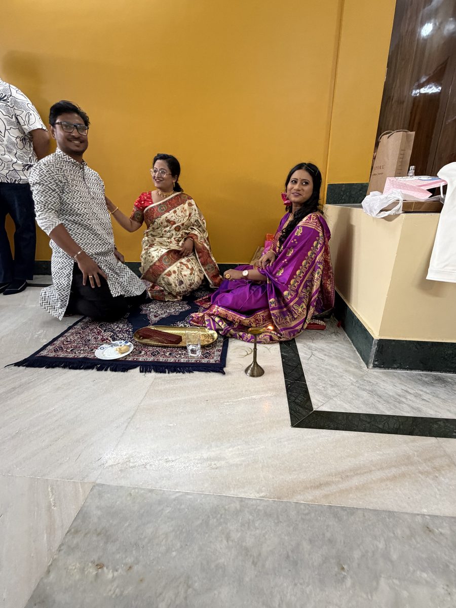 Didi Monalisa and Manish together during the ceremony